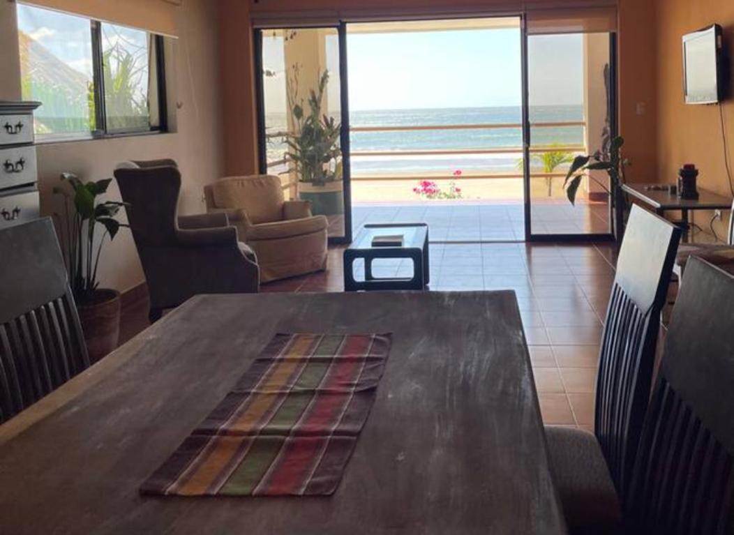 Amahula Beach House, Pool&Surf Salinas Luaran gambar